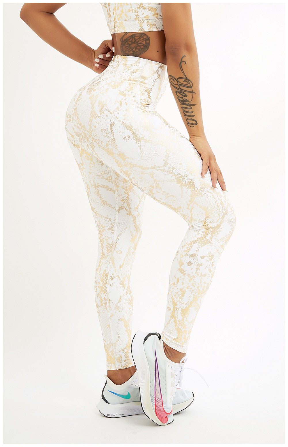 White hotsell snakeskin leggings